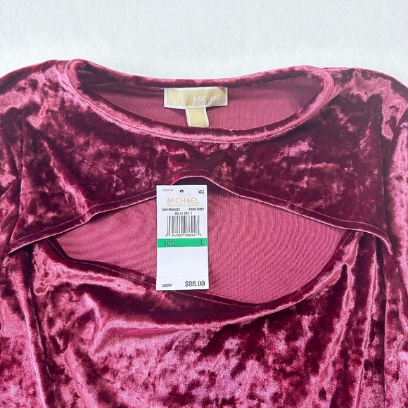 NEW Michael Koss Women’s Dark Ruby Crushed Velvet Keyhole Long Sleeve Top Large - Picture 2 of 7